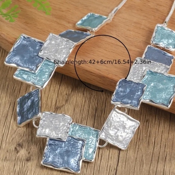 Boho Style Jewerly Set Geometric Design With Uneven Surface  3 pcs Set - Picture 4 of 5